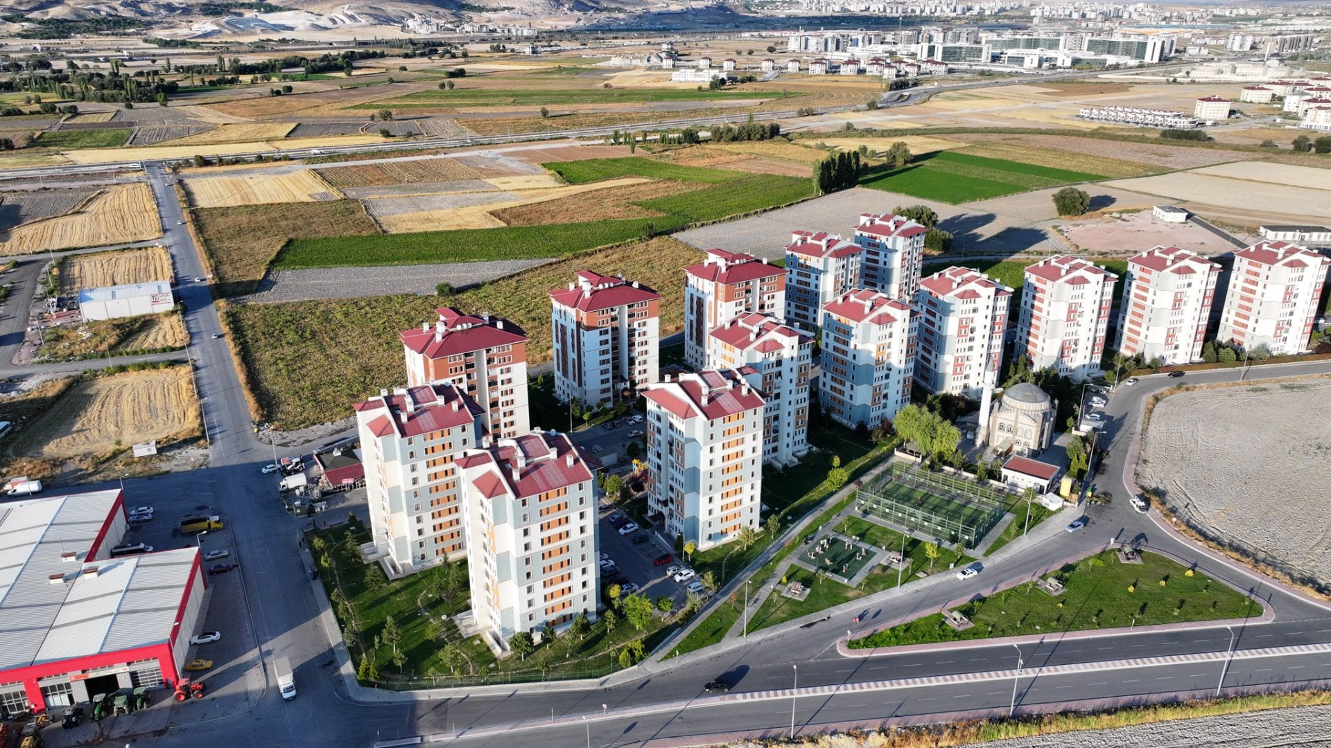 Şeker Toki'de 3+1 Odalı Site İçersinde Uygun Fiyatlı Daire - 2
