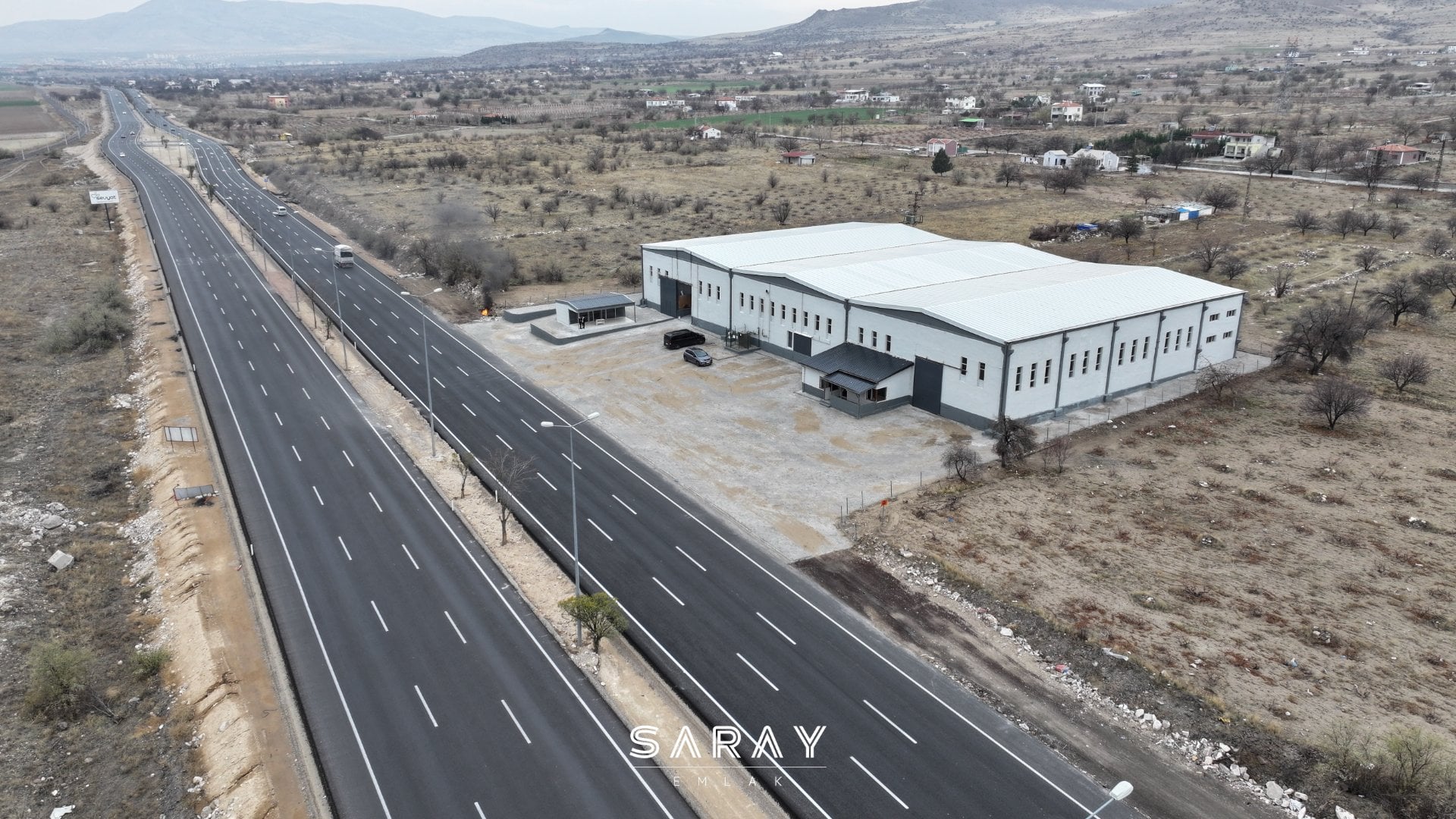 İNCESU YOLU ÜZERİNDE 3000m2 KİRALIK FABRİKA - 6