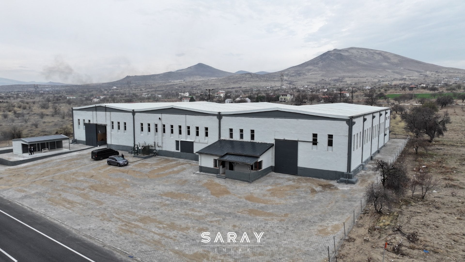 İNCESU YOLU ÜZERİNDE 3000m2 KİRALIK FABRİKA - 4
