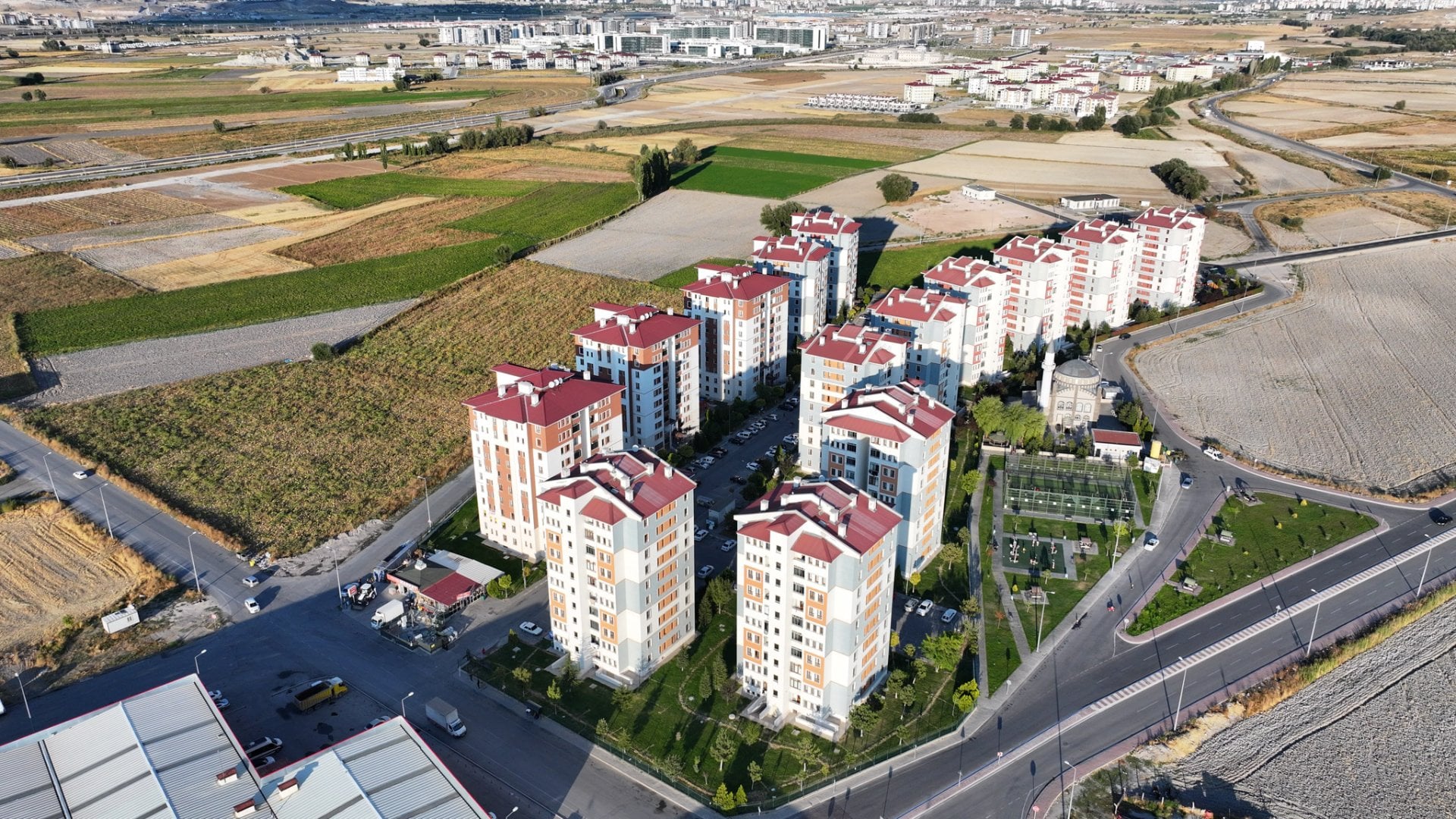 Şeker Toki'de 3+1 Odalı Site İçersinde Uygun Fiyatlı Daire - 4