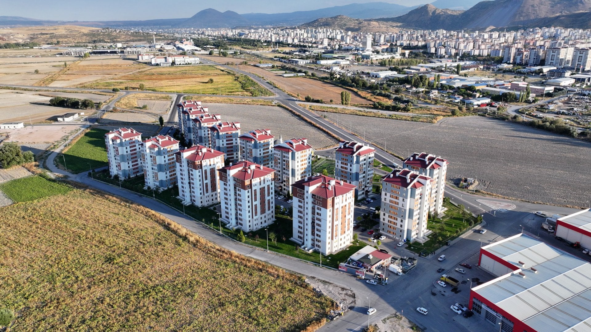 Şeker Toki'de 3+1 Odalı Site İçersinde Uygun Fiyatlı Daire - 5