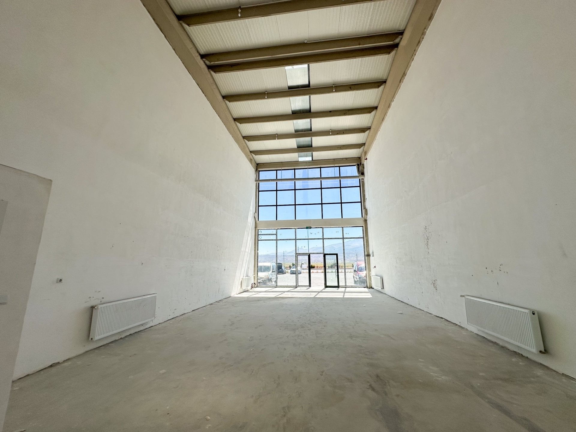 BOĞAZKÖPRÜ 5KM MEVKİNDE KİRALIK 130m2 İŞ YERLERİ - 7