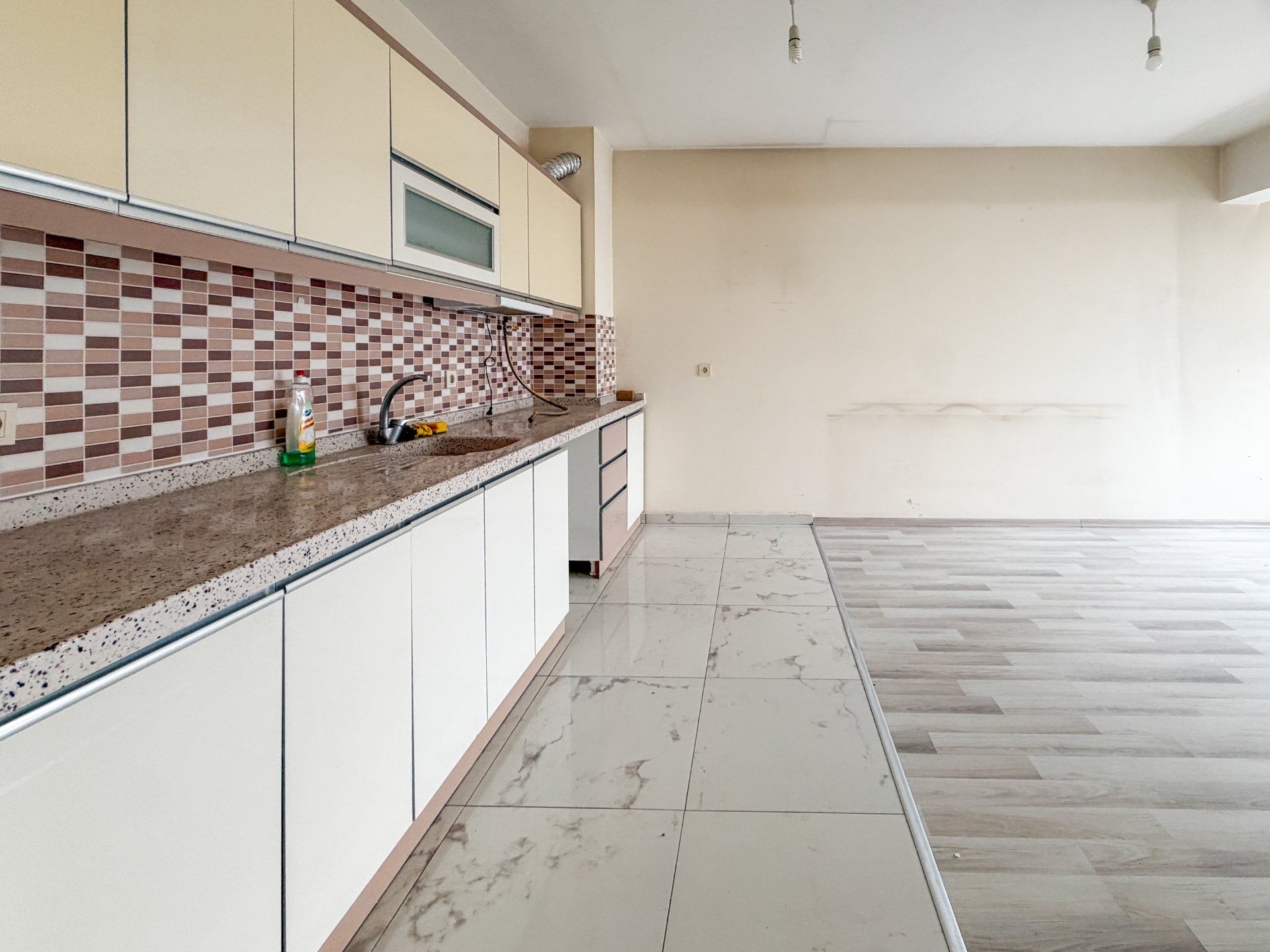 Şehir Hastanesi Yakını, 2+1 Kiralık Daire (kombili) - 5