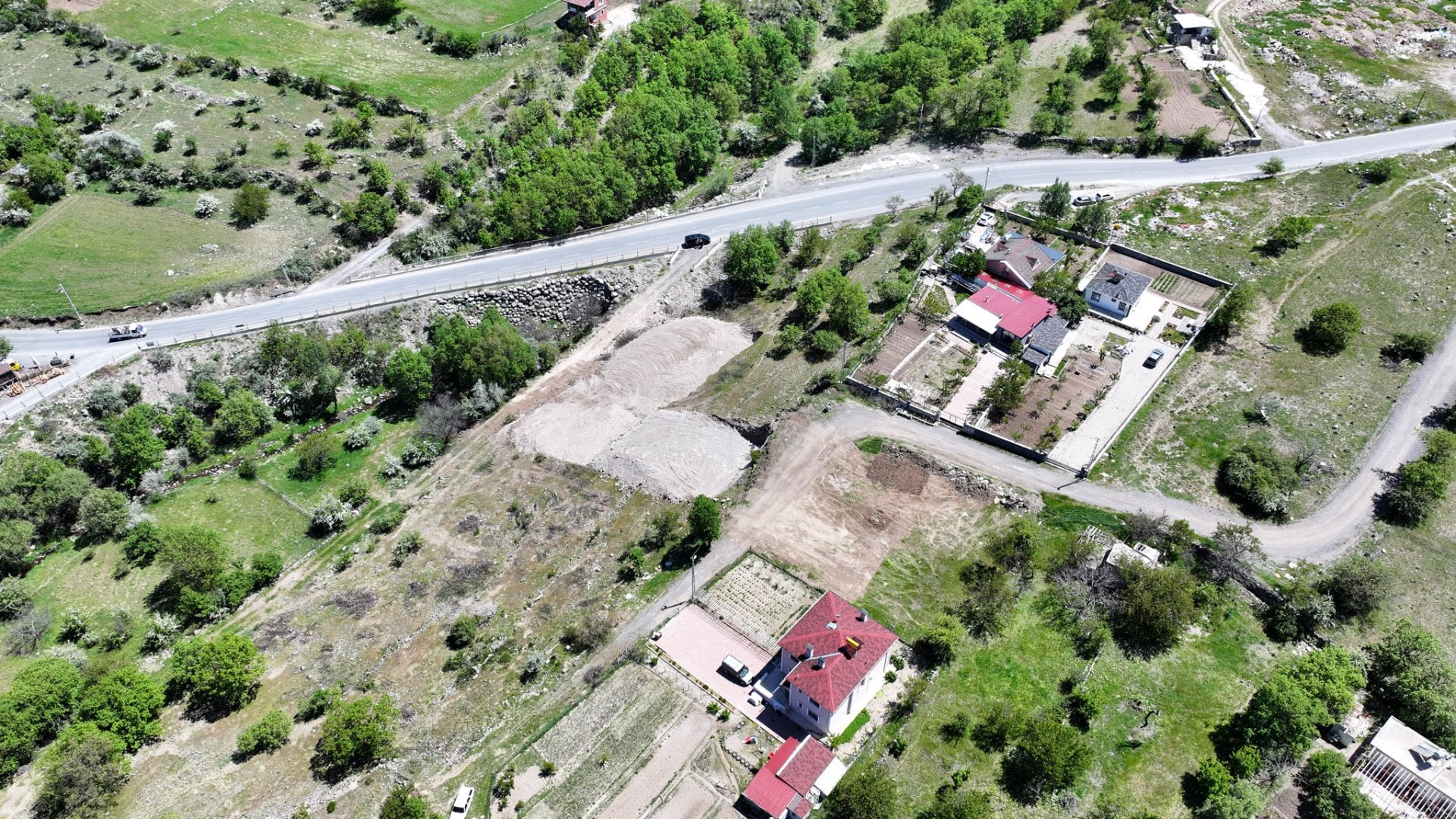 YEŞİLDERE CADDESİ ÜZERİNDE SATILIK VİLLA PARSELİ | ALİ DAĞI MANZARALI | İNŞAATA HAZIR - 11