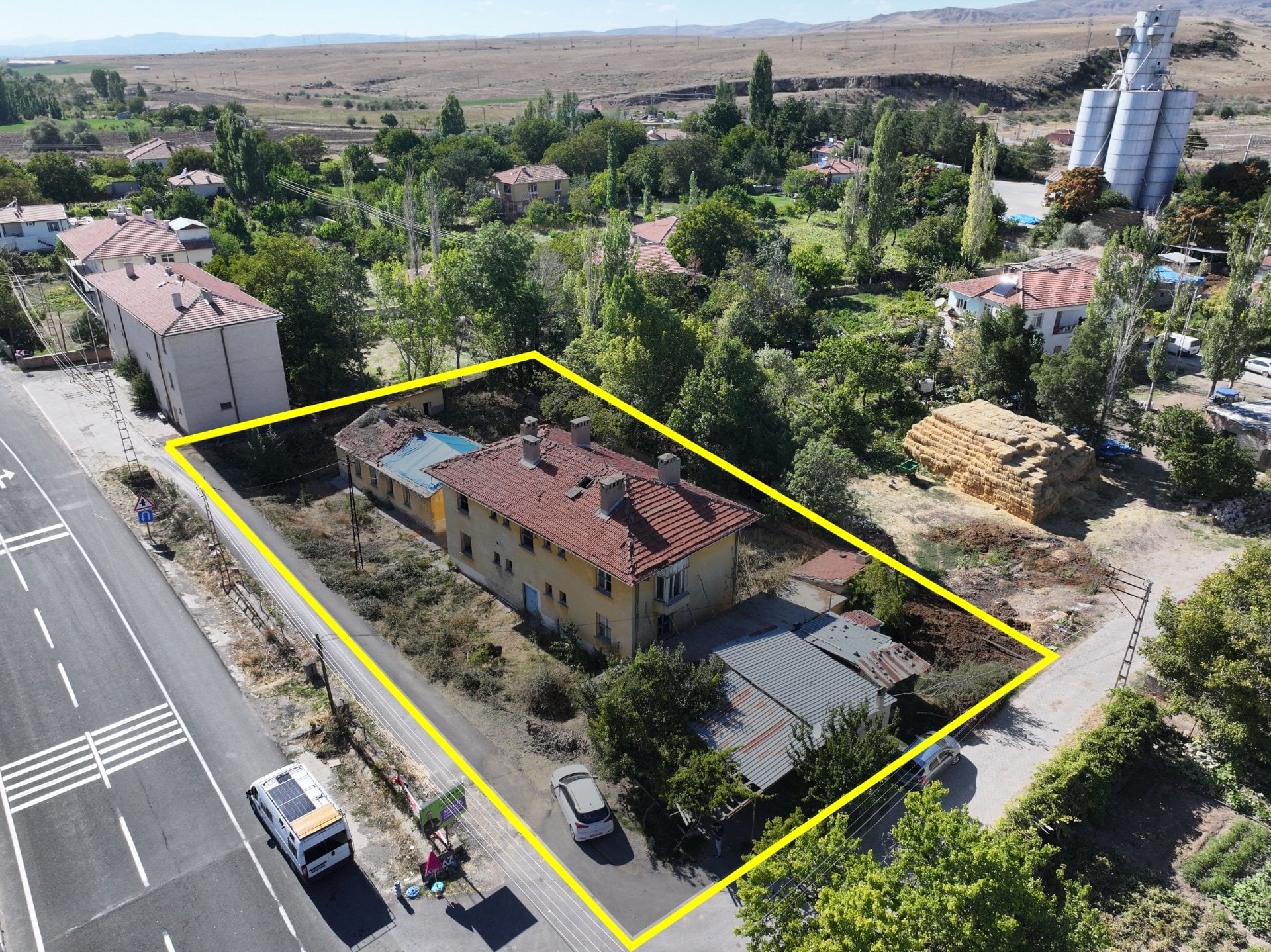 BÜNYAN KAVŞAĞINA YAKIN SATILIK TİCARİ NİTELİKLİ MÜSTAKİL BİNA | 4 DAİRELİ YATIRIM FIRSATI - 1