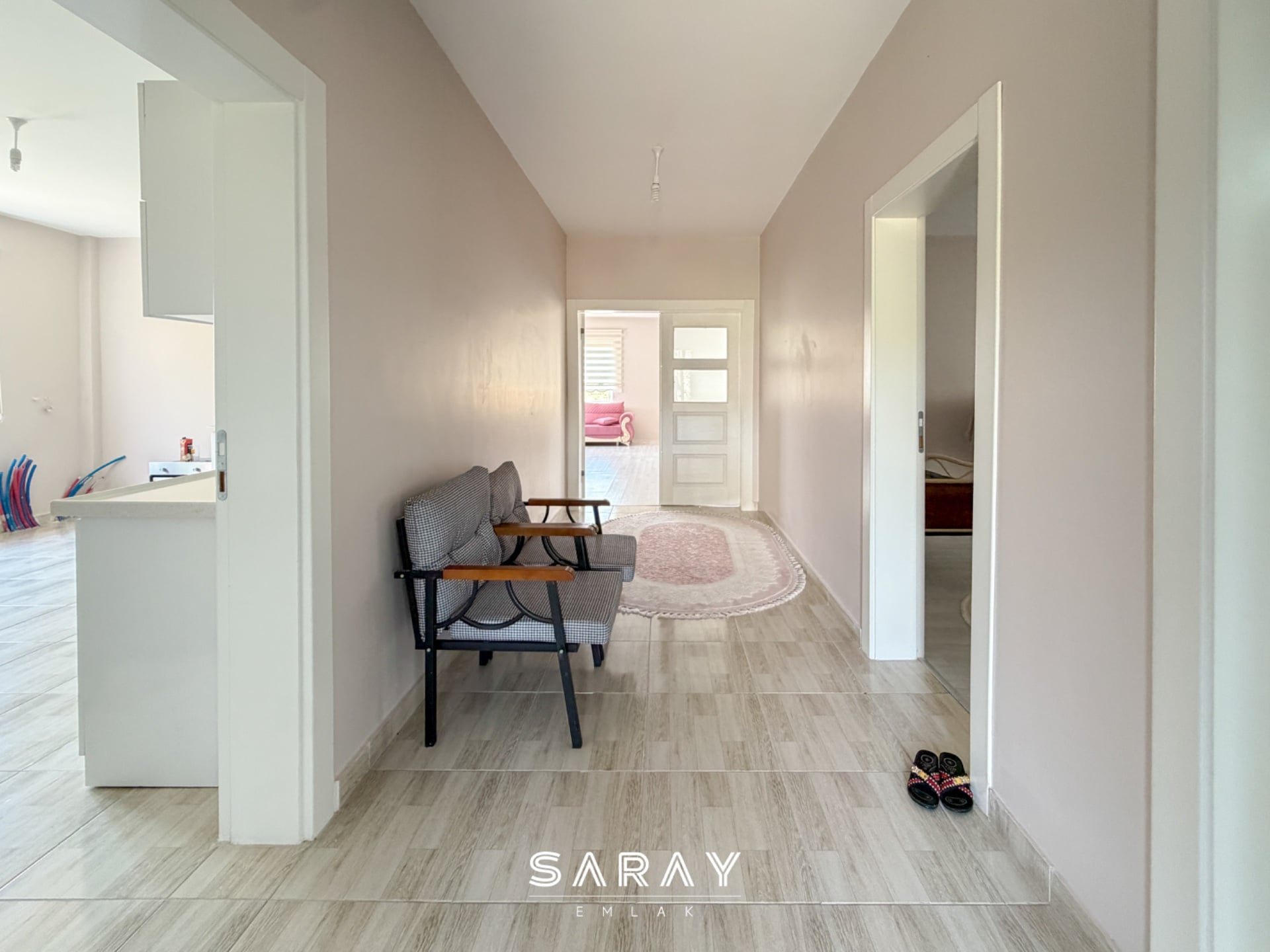 Kayseri İncesu'da 2.076 m² Bahçeli 3 Katlı Bağ Evi - 2