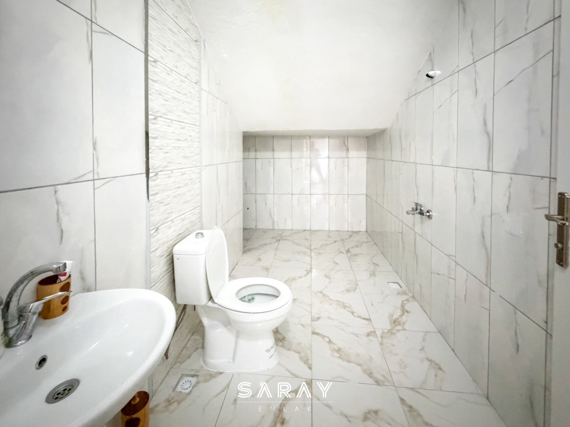 Kayseri İncesu'da 2.076 m² Bahçeli 3 Katlı Bağ Evi - 12