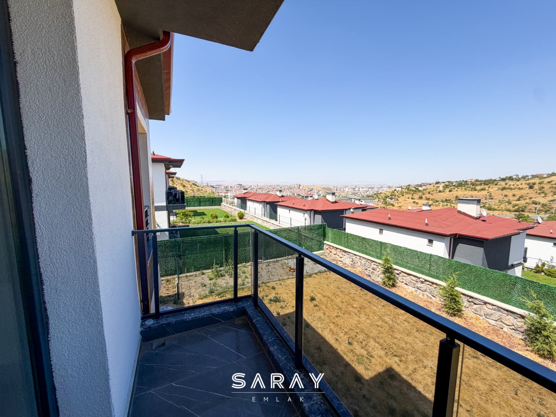 BECEN YAMAÇ VİLLALARI'NDA 500m² BAHÇELİ | 3,5+1 LÜKS VİLLA - 24