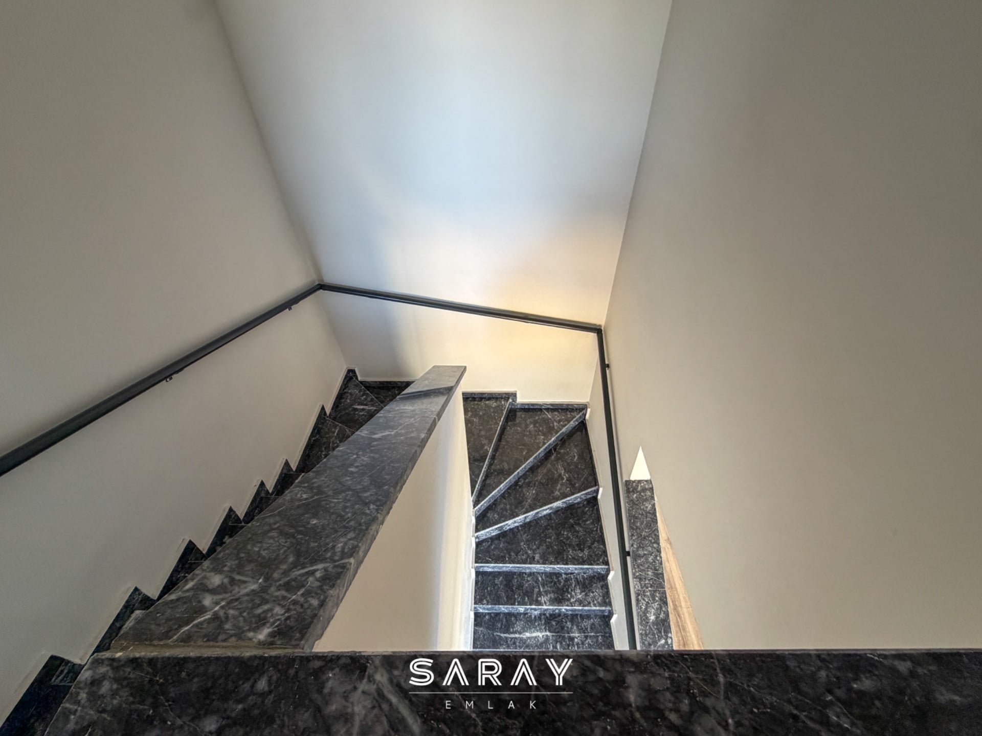 BECEN YAMAÇ VİLLALARI'NDA 500m² BAHÇELİ | 3,5+1 LÜKS VİLLA - 10
