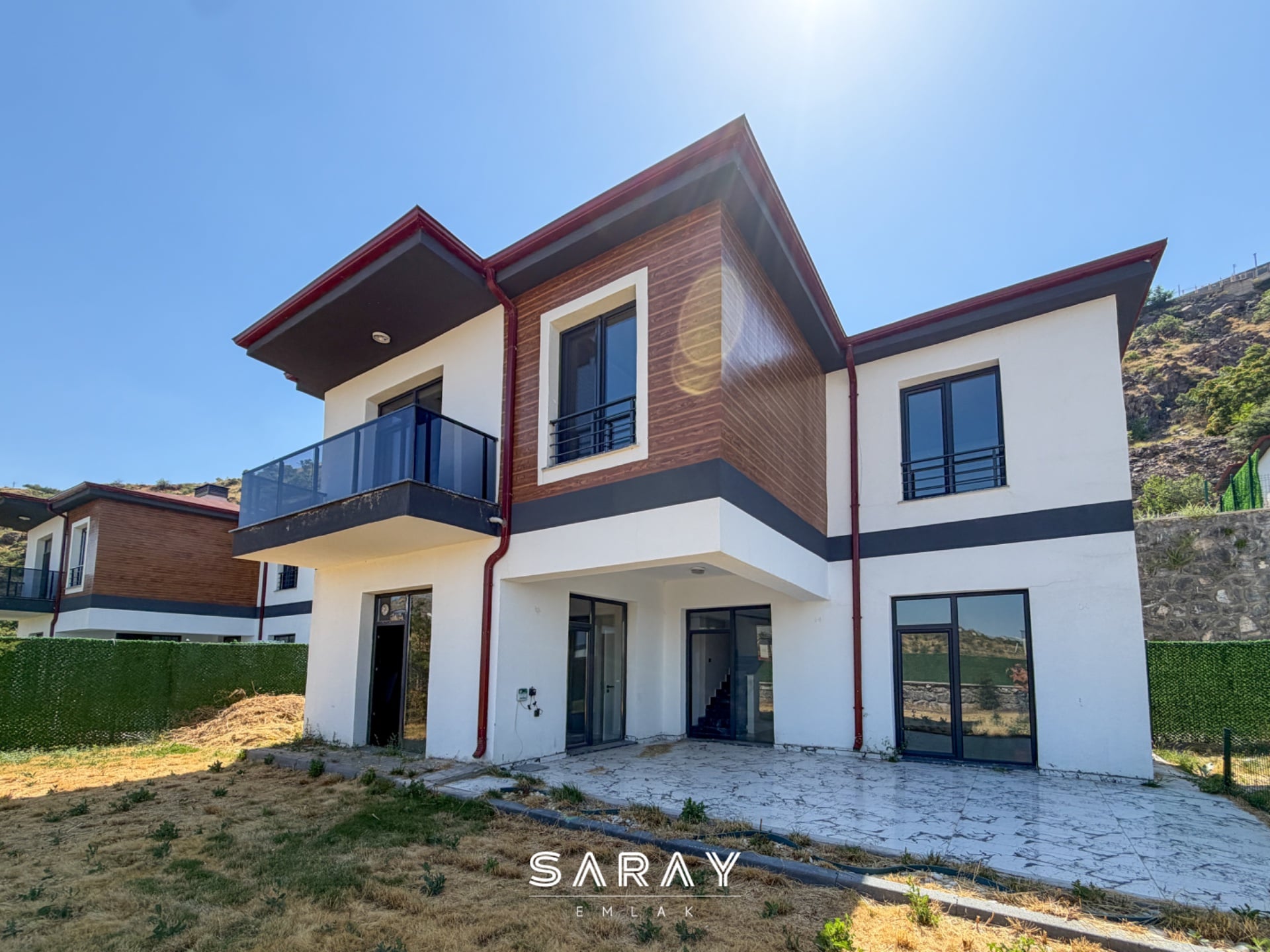 BECEN YAMAÇ VİLLALARI'NDA 500m² BAHÇELİ | 3,5+1 LÜKS VİLLA - 4