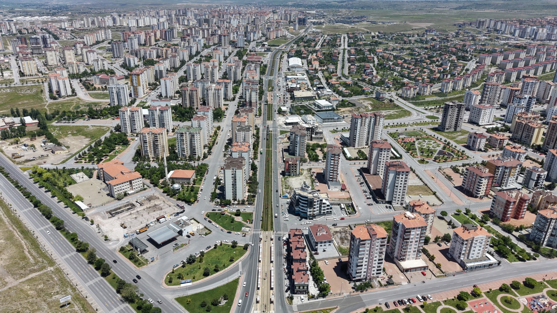 BEYAZŞEHİR'İN YENİ TİCARET NOKTASI'NDA KİRALIK DÜKKANLAR - 15
