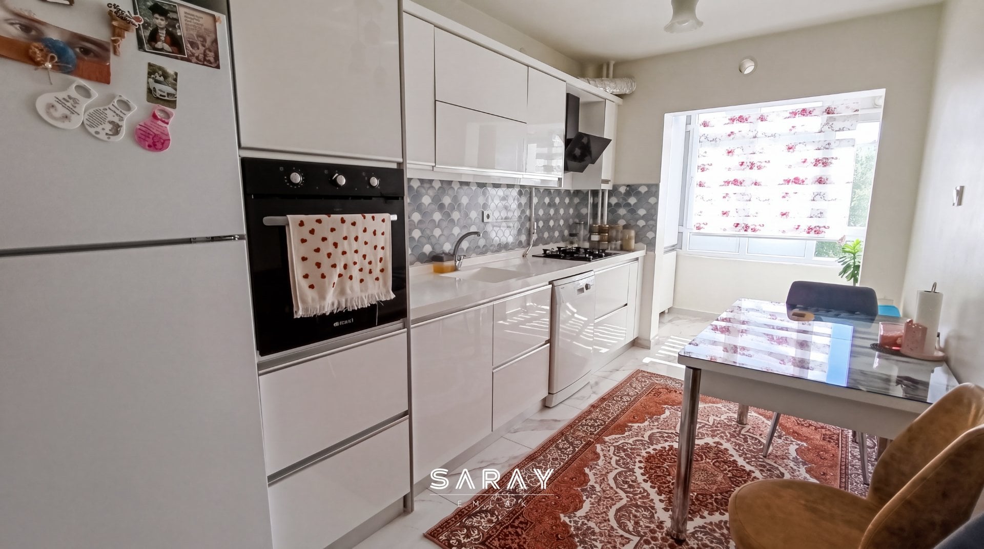 BEYAZŞEHİR'İN EN GÜZEL LOKASYONUNDA YAPILI VE BAKIMLI 3+1 DAİRE - 4