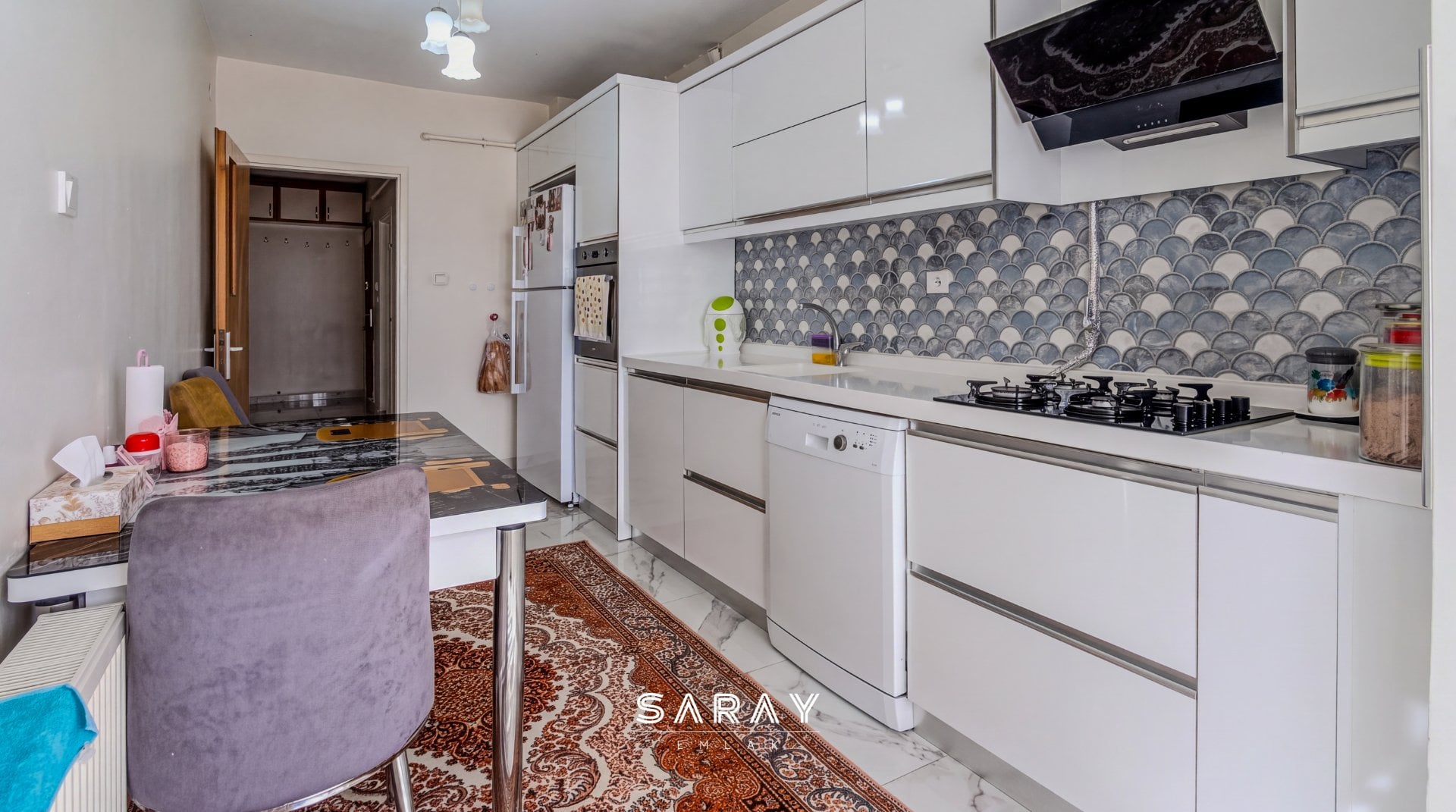 BEYAZŞEHİR'İN EN GÜZEL LOKASYONUNDA YAPILI VE BAKIMLI 3+1 DAİRE - 5