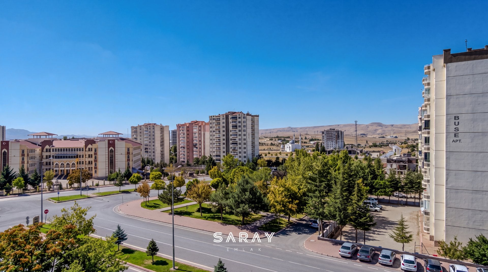 BEYAZŞEHİR'İN EN GÜZEL LOKASYONUNDA YAPILI VE BAKIMLI 3+1 DAİRE - 12