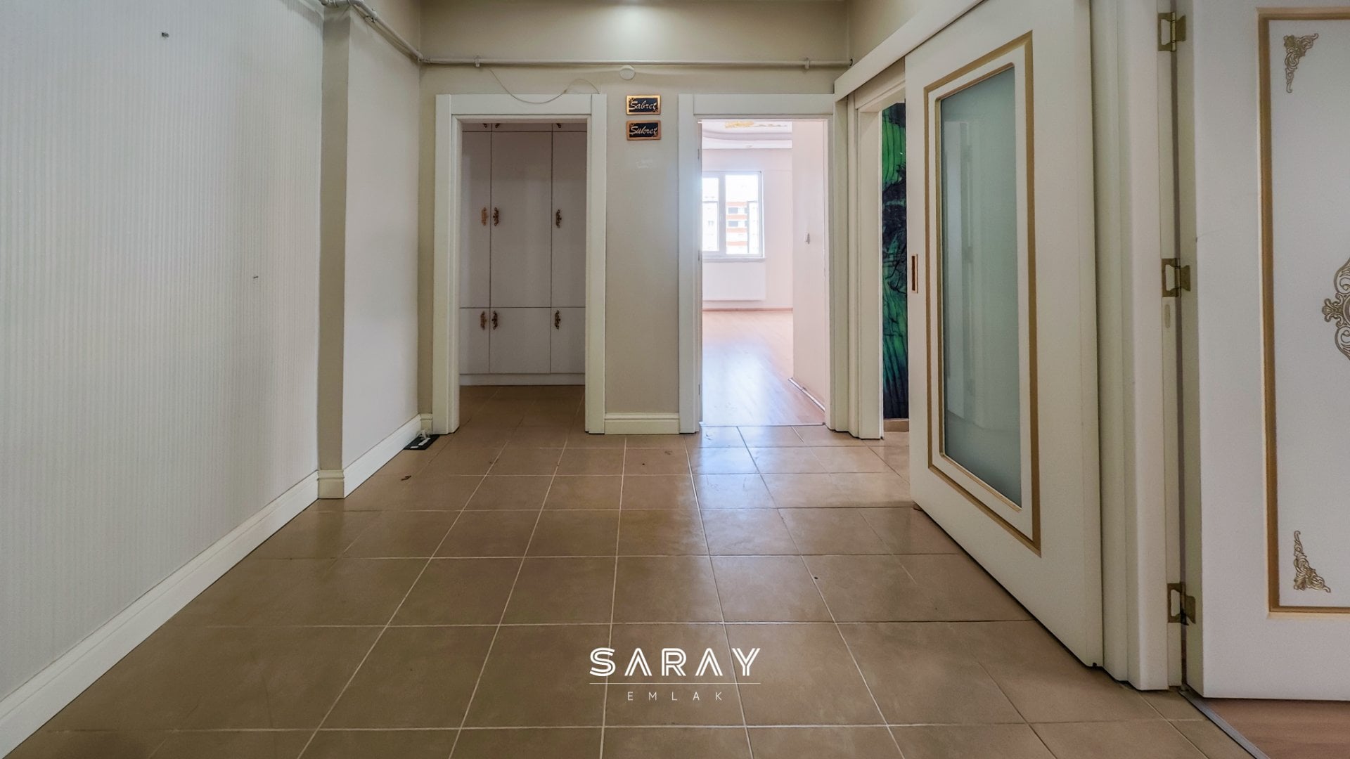 PAPATYA CADDESİ ÜZERİNDE, İÇİ TAMAMEN YAPILI 3+1 KİRALIK DAİRE - 3