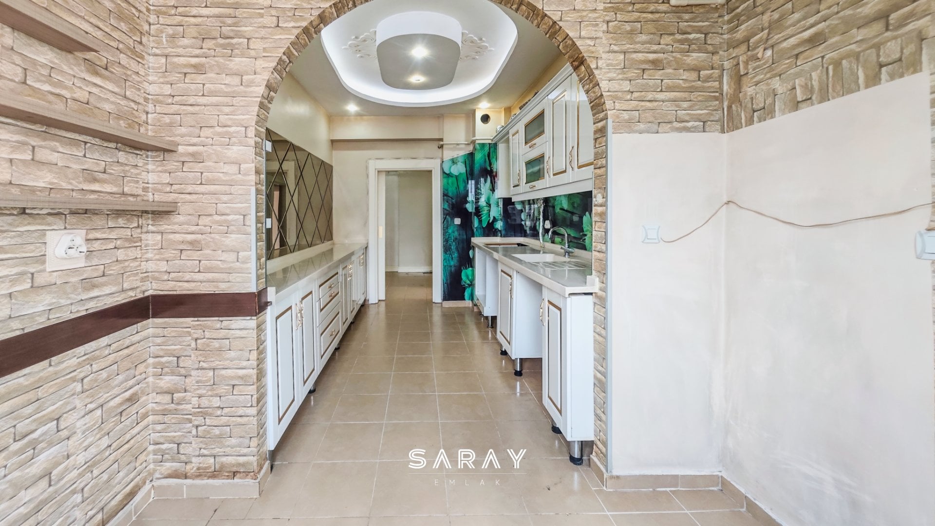 PAPATYA CADDESİ ÜZERİNDE, İÇİ TAMAMEN YAPILI 3+1 KİRALIK DAİRE - 19