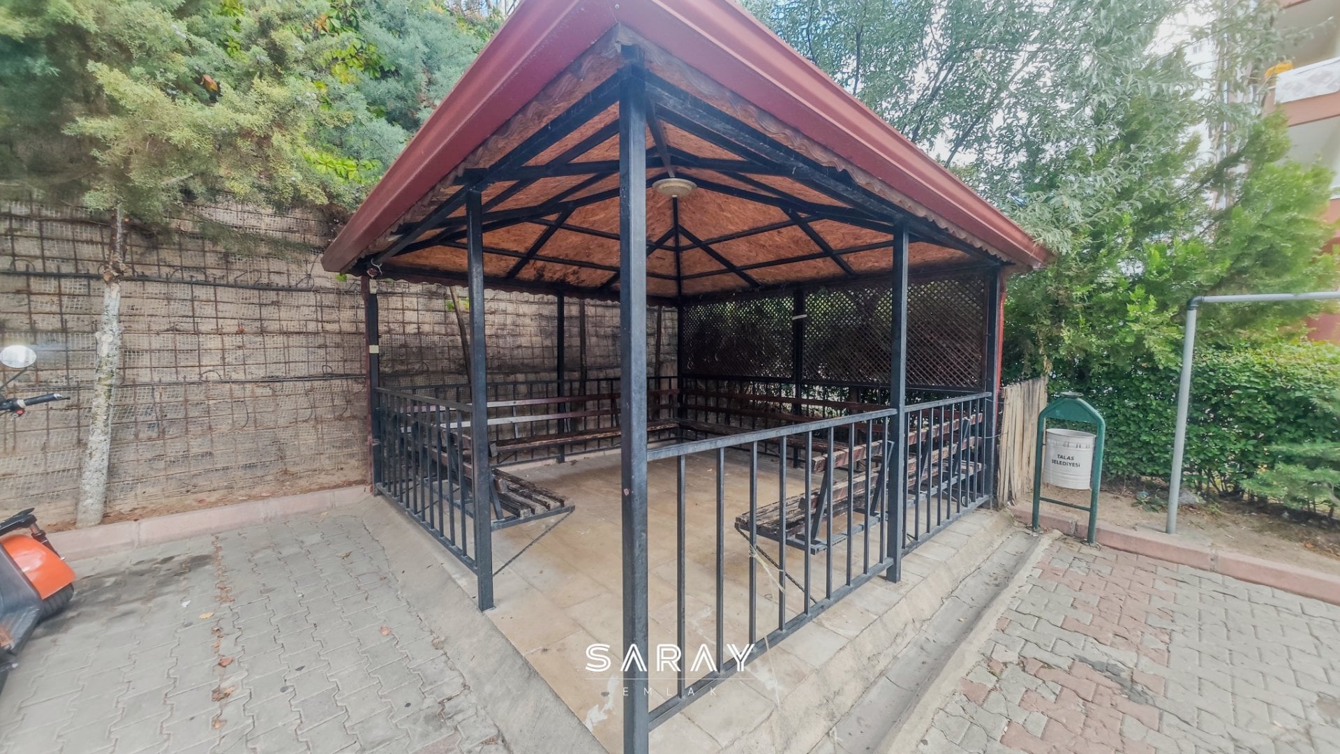 PAPATYA CADDESİ ÜZERİNDE, İÇİ TAMAMEN YAPILI 3+1 KİRALIK DAİRE - 34