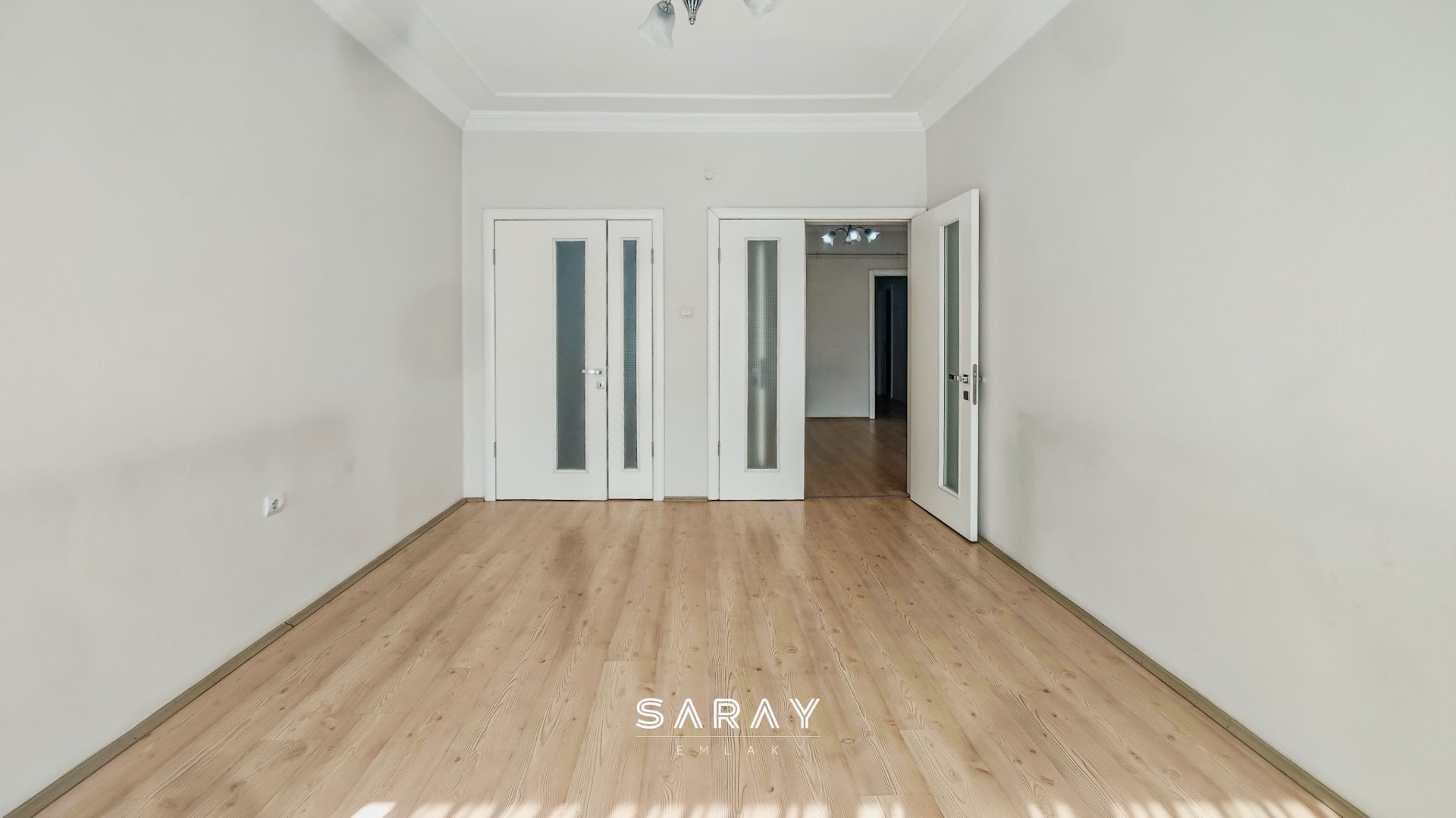 Saray'dan Fuzuli Cd. Köşebaşında Bakımlı 3+1 Kiralık Daire - 7