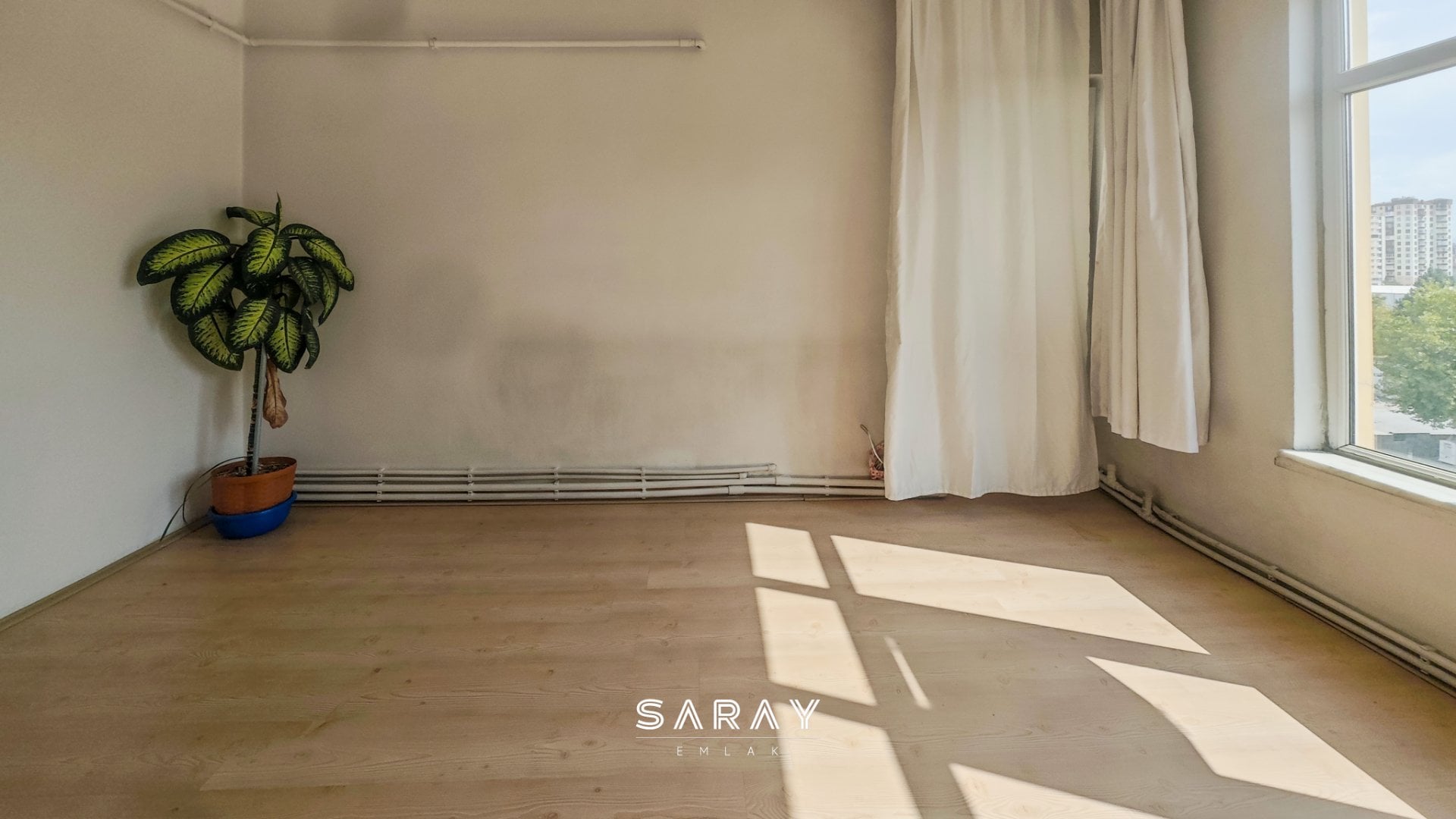 Saray'dan Fuzuli Cd. Köşebaşında Bakımlı 3+1 Kiralık Daire - 12