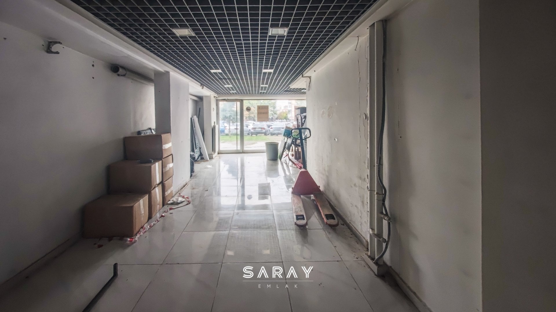 MERKEZİ LOKASYONDA, YAYA VE ARAÇ TRAFİĞİ YÜKSEK 110 M² 2 KATLI KİRALIK DÜKKAN - 4