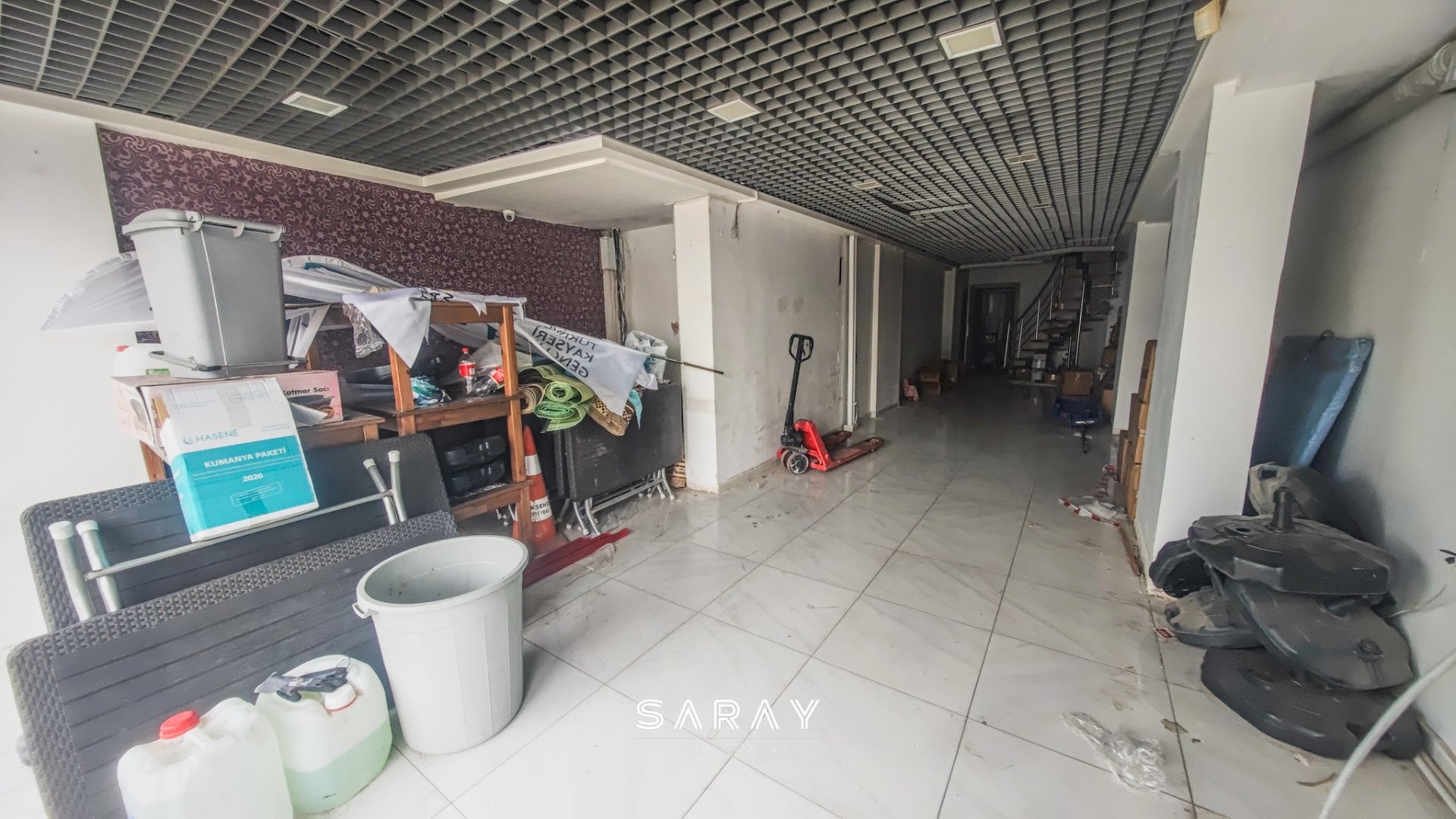 MERKEZİ LOKASYONDA, YAYA VE ARAÇ TRAFİĞİ YÜKSEK 110 M² 2 KATLI KİRALIK DÜKKAN - 3