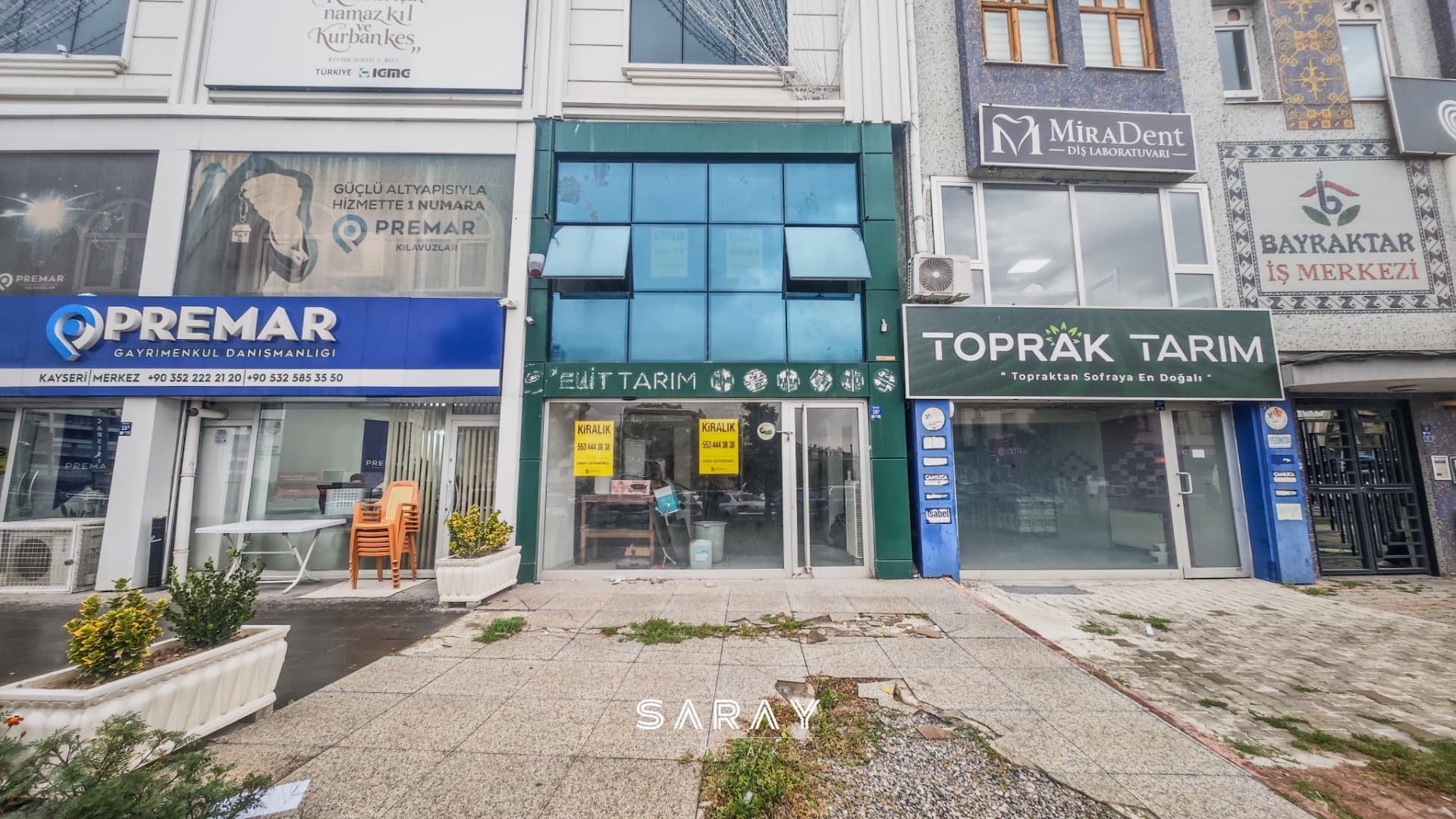 MERKEZİ LOKASYONDA, YAYA VE ARAÇ TRAFİĞİ YÜKSEK 110 M² 2 KATLI KİRALIK DÜKKAN